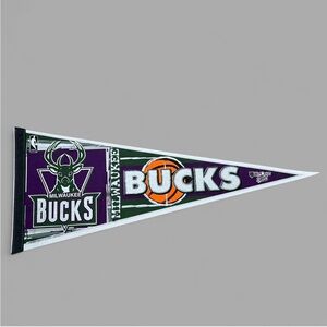 Vintage 90’s Milwaukee Bucks NBA Wincraft Felt Pennant